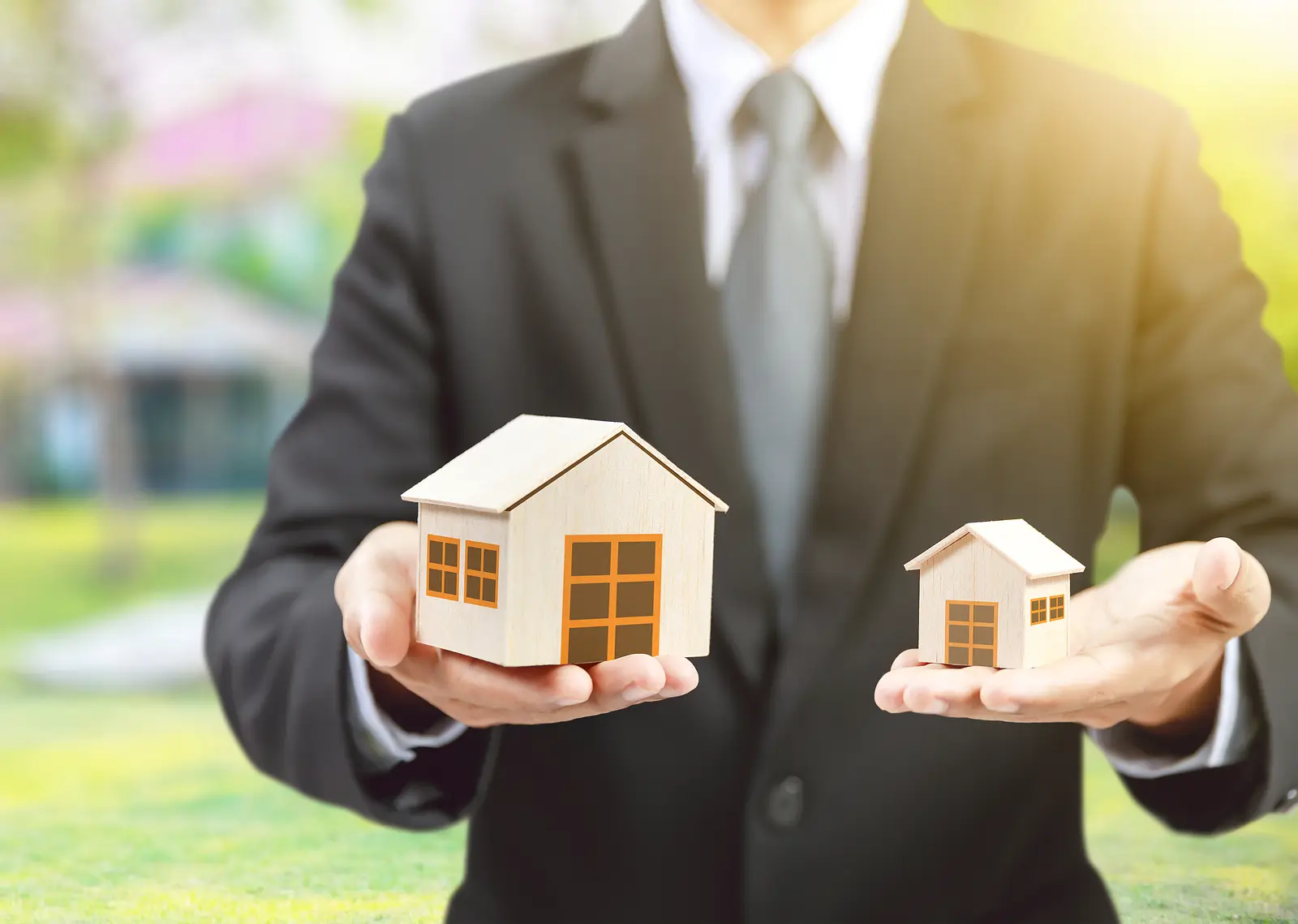Self-Managing vs. Hiring a Property Manager: A Cost–Benefit Breakdown